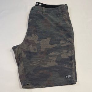 Salty Crew Hybrid Shorts (Camo)